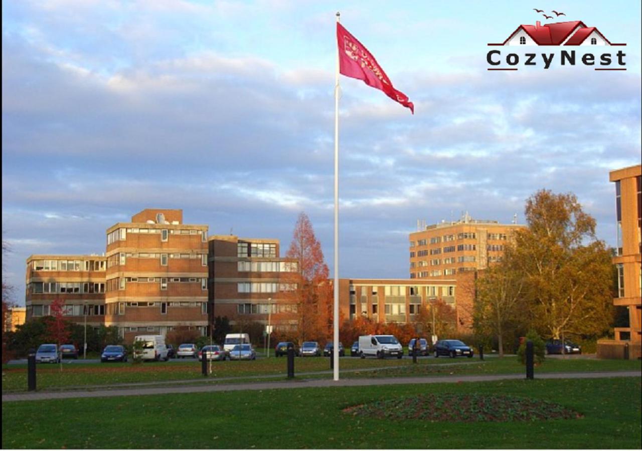 Luxury Central Self Contained Flat By Cozynest Reading Exteriör bild
